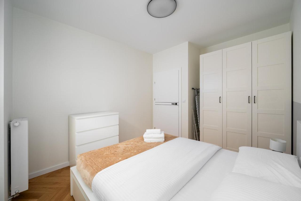 Wola Nakielska Comfort Apartment Варшава Екстериор снимка