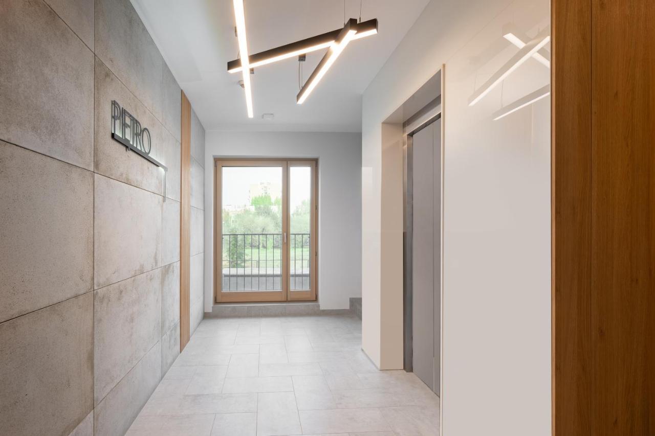Wola Nakielska Comfort Apartment Варшава Екстериор снимка